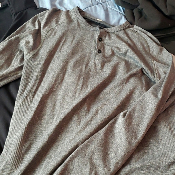 3 lululemon long sleeves - Picture 1 of 3